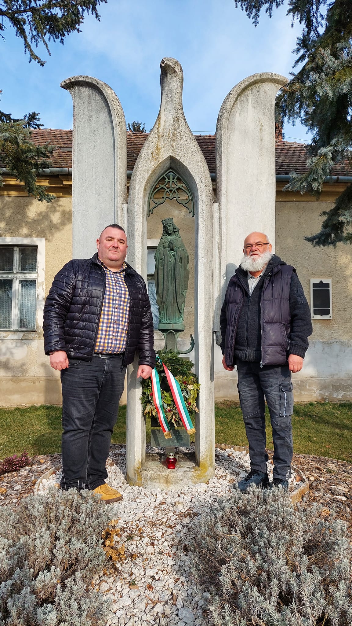 20240220 szobrász 20240220 szobrász